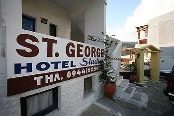 Aparthotel St George & Batsi (Andros)