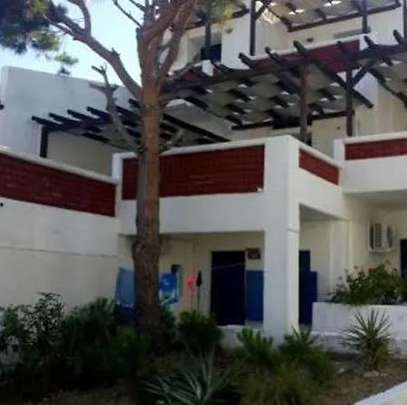 St George & Aparthotel Batsi (Andros)