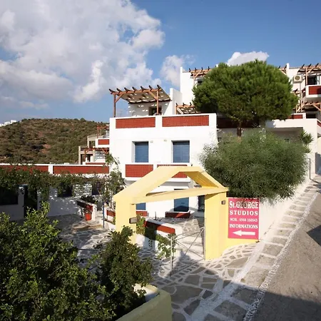 Aparthotel St George & Batsi (Andros)