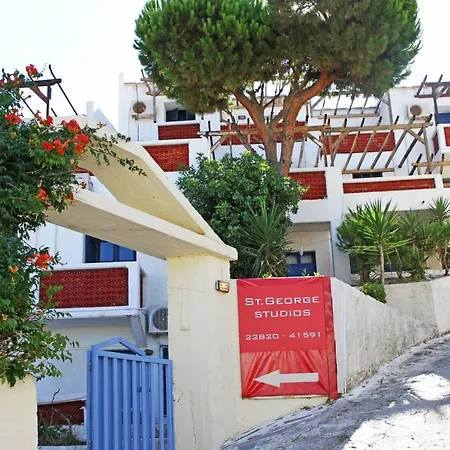 St George & 2* Batsi (Andros)