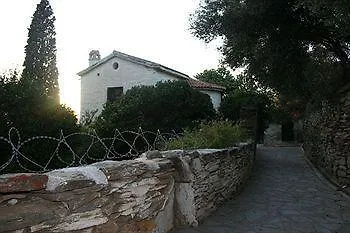 St George & 2* Batsi (Andros)